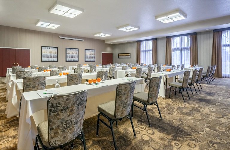 meeting room classroom set